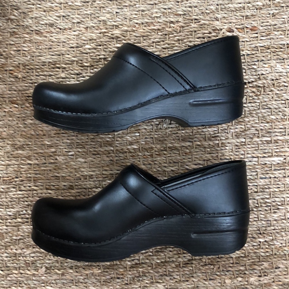 Dansko clogs - Picture 3 of 5